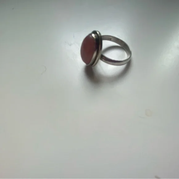 Elegant Pink Stone Silver Ring - Picture 2 of 3